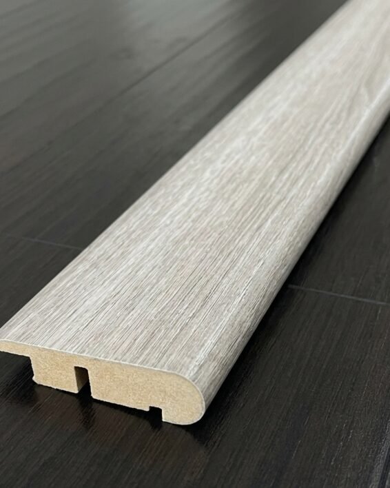 Overlap Laminate Stairnose